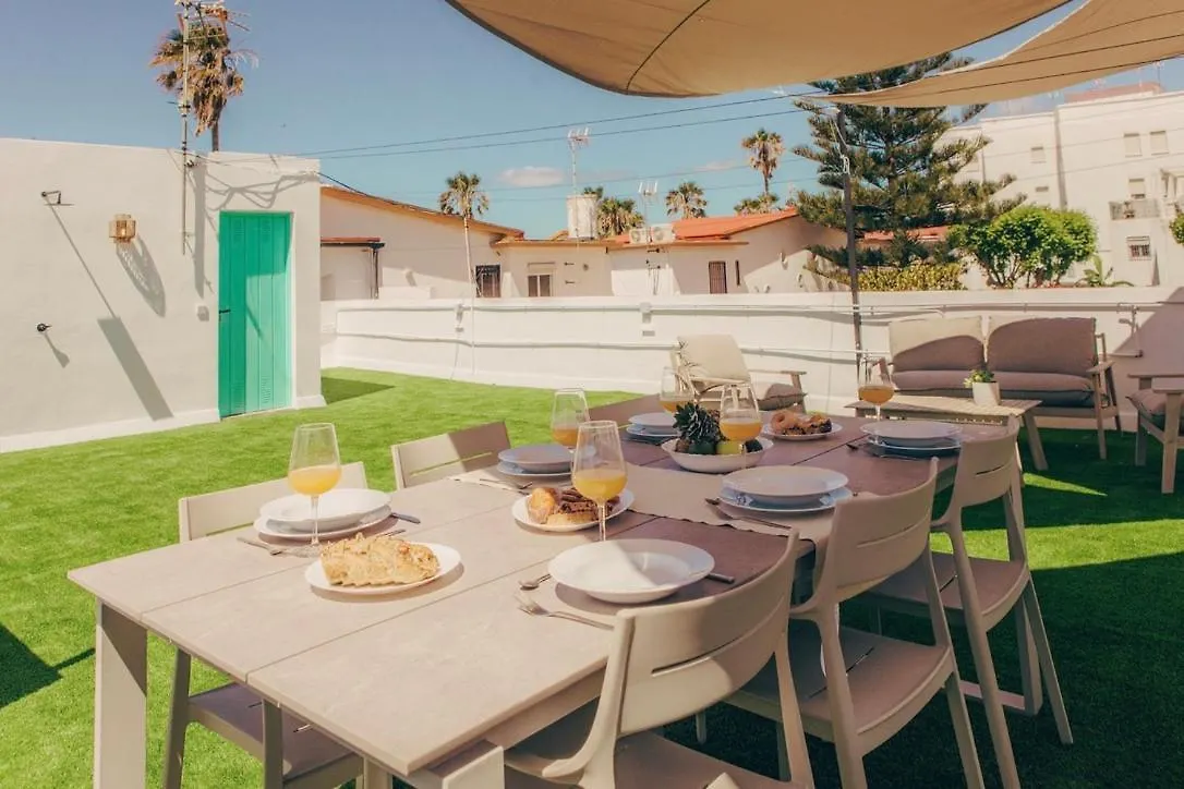 בית נופש קוניל דה לה פרונטרה Gaia Beach House - Exclusive Stay & Free Parking ספרד
