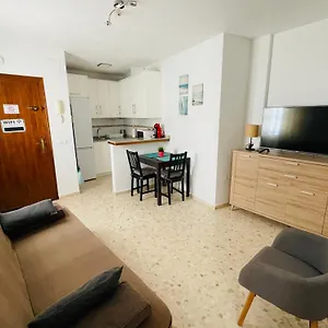 Conil Centro Y Playa, Descanso Perfecto, Con Aire Acondicionado Y Wifi Conil De La Frontera